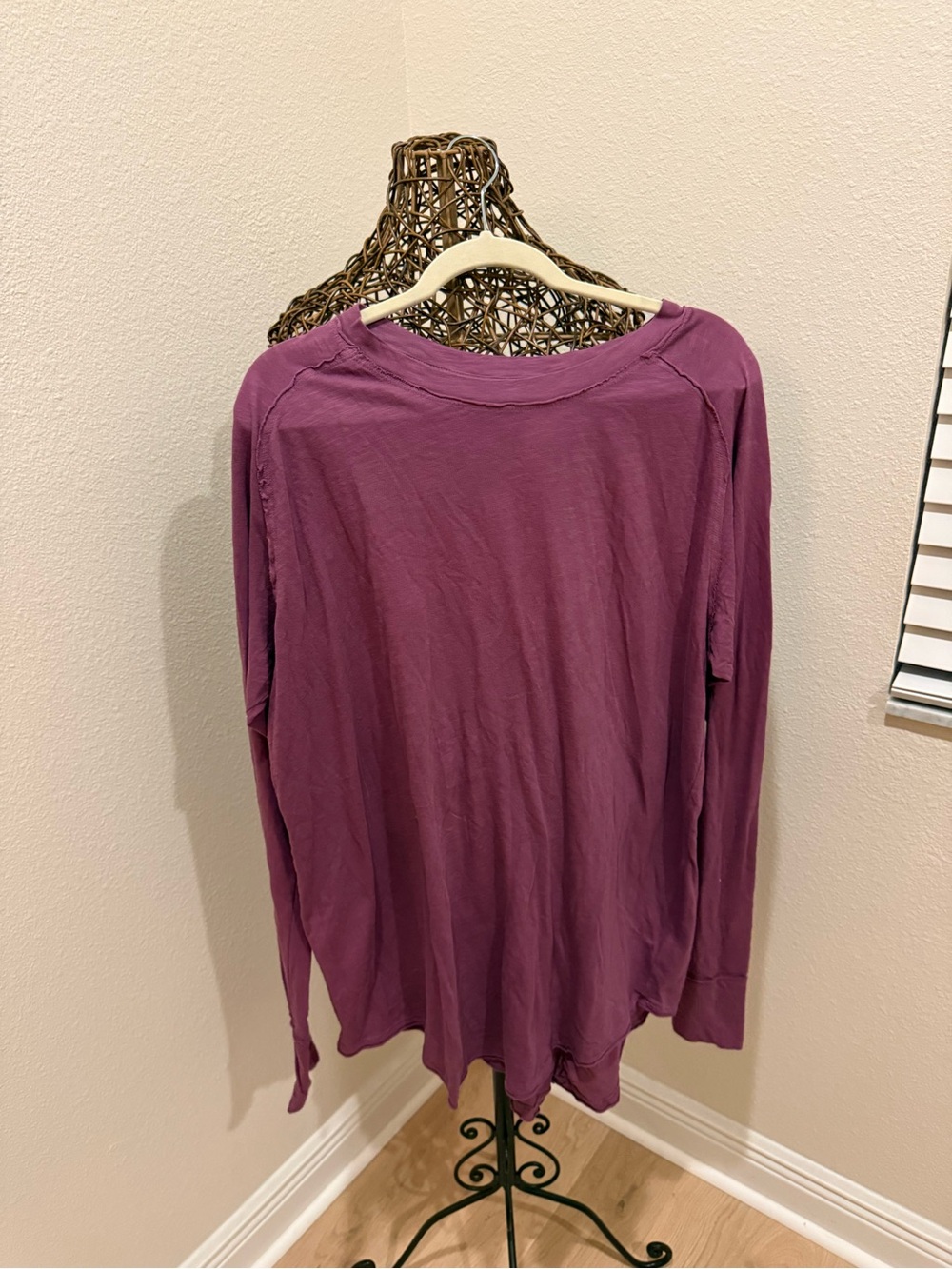 Crewneck Top - Plum